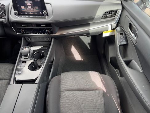 New 2026 Nissan Rogue SV w/ Cold Weather Package image 17