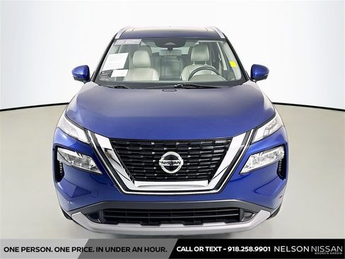 Certified 2021 Nissan Rogue SV w/ Premium Package image 2