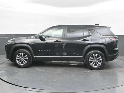 Used 2025 Chevrolet Equinox LT FWD image 7