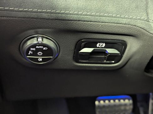 Used 2022 Mercedes-Benz EQS 580 4MATIC Sedan image 43