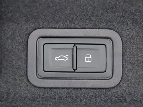 Used 2019 Audi A6 3.0T Prestige w/ Prestige Package image 40