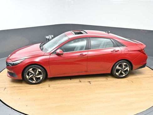Used 2023 Hyundai Elantra Limited w/ Preferred Accessory Package FWD image 49