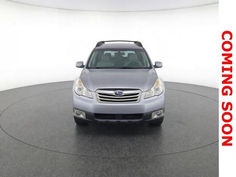 Used 2011 Subaru Outback 2.5i Premium image 7