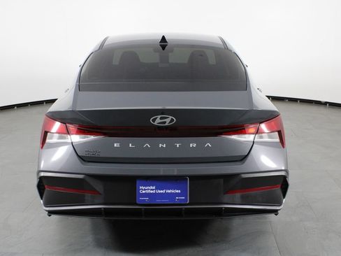 Certified 2024 Hyundai Elantra SEL FWD image 11