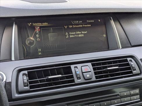 Used 2014 BMW 528i Sedan image 14