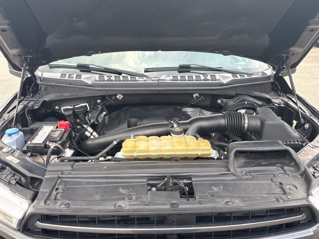 Used 2019 Ford F150 XLT w/ Equipment Group 302A Luxury AWD/4WD image 31
