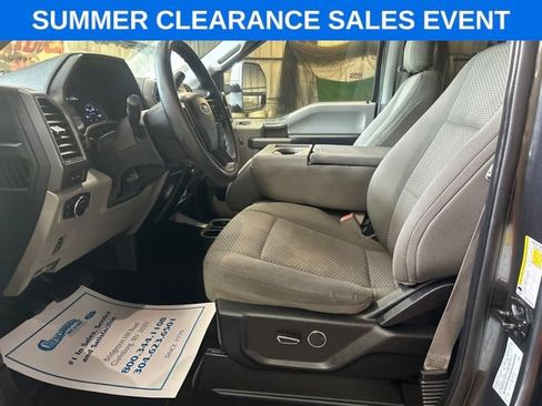 Used 2019 Ford F250 XLT w/ XLT Premium Package AWD/4WD image 10