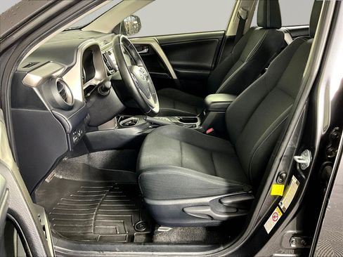 Used 2017 Toyota RAV4 XLE w/ Plus Special Value Package FWD image 18