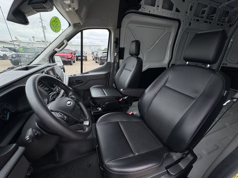Used 2025 Ford Transit 250 148 High Roof AWD image 11
