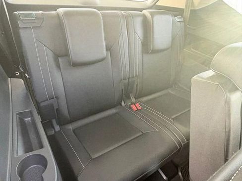 Used 2021 Volkswagen Atlas SE FWD image 16