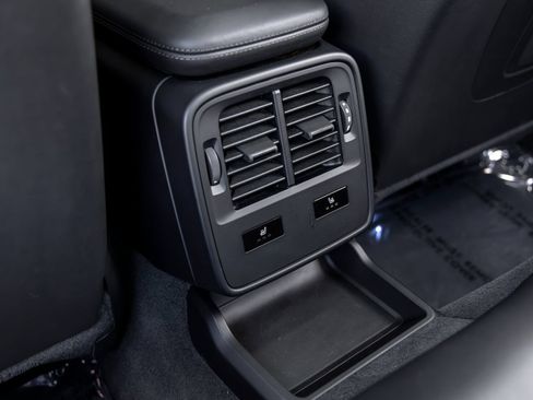Certified 2024 Porsche Taycan Turbo AWD/4WD image 41