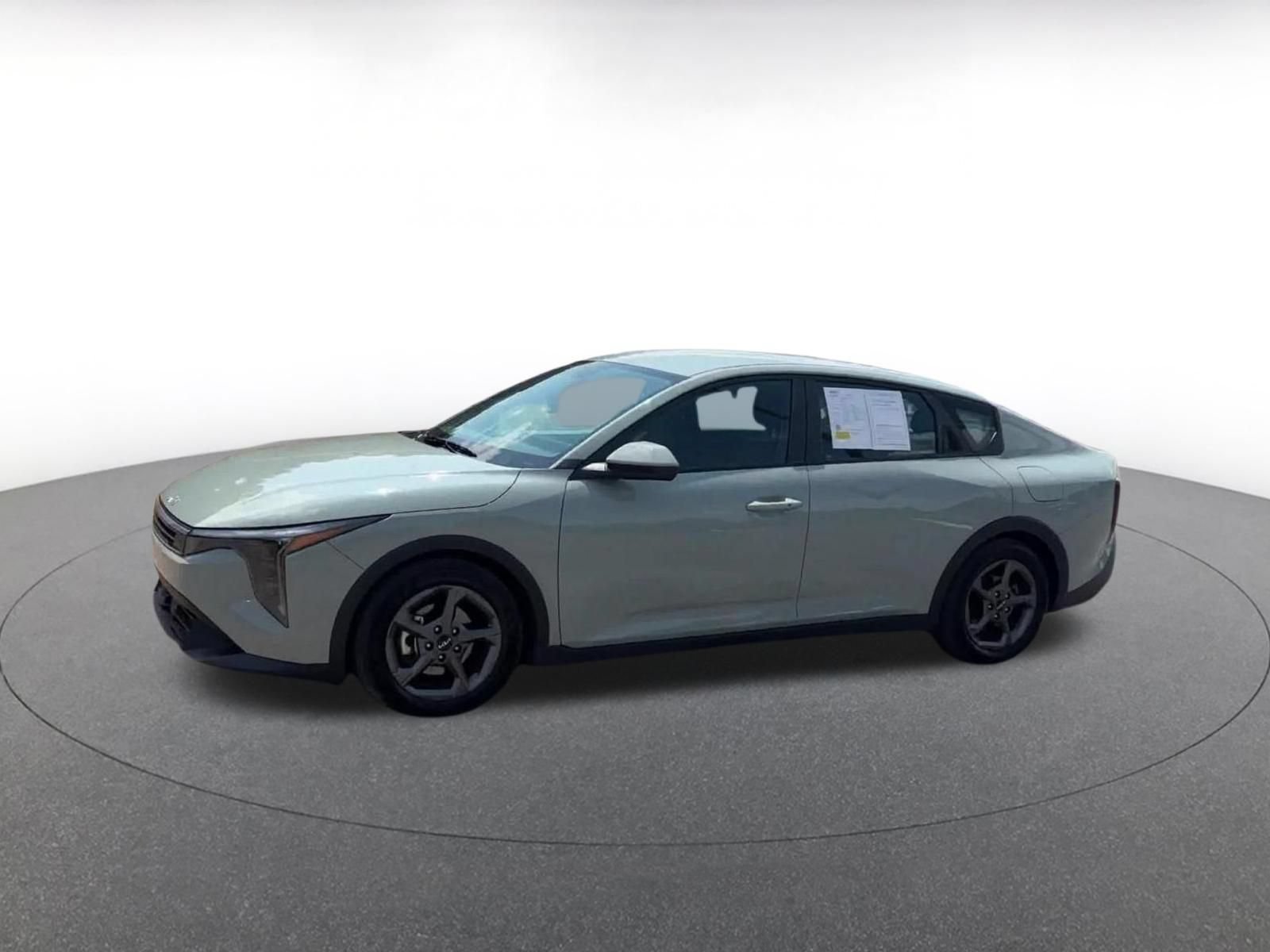 Used 2025 Kia K4 FWD image 7