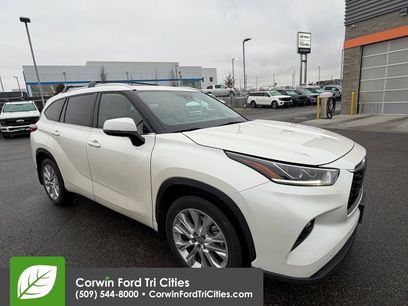 Used 2021 Toyota Highlander Limited