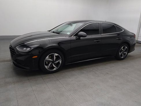 Used 2021 Hyundai Sonata SEL FWD image 2