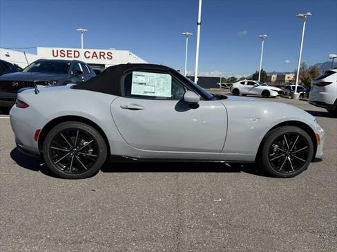 Used 2025 MAZDA MX-5 Miata Grand Touring w/ Appearance Package RWD image 4
