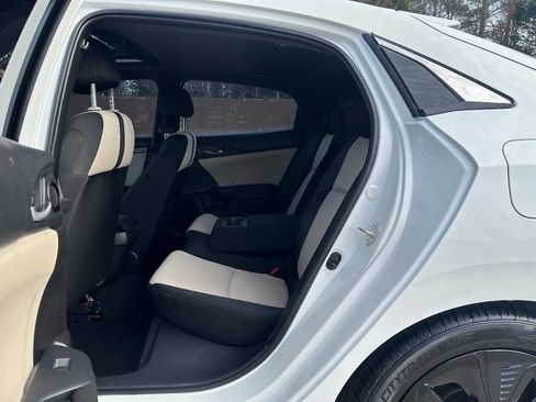 Used 2017 Honda Civic EX image 7