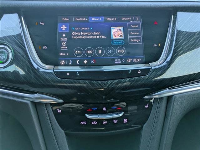 Used 2022 Cadillac XT6 Premium Luxury FWD image 12