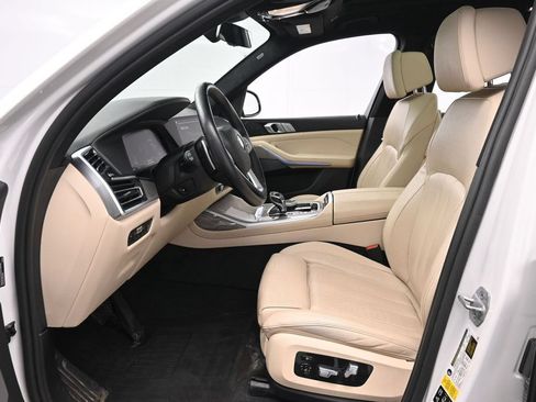Used 2021 BMW X7 xDrive40i w/ Executive Package AWD/4WD image 14