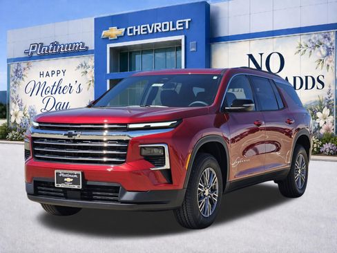 New 2026 Chevrolet Traverse LT FWD image 2
