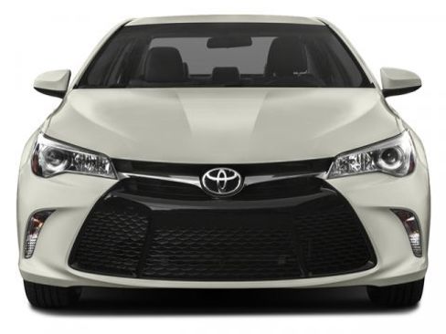 Used 2017 Toyota Camry XSE FWD image 4