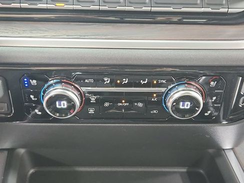 New 2026 GMC Sierra 2500 SLT w/ SLT Premium Package AWD/4WD image 35