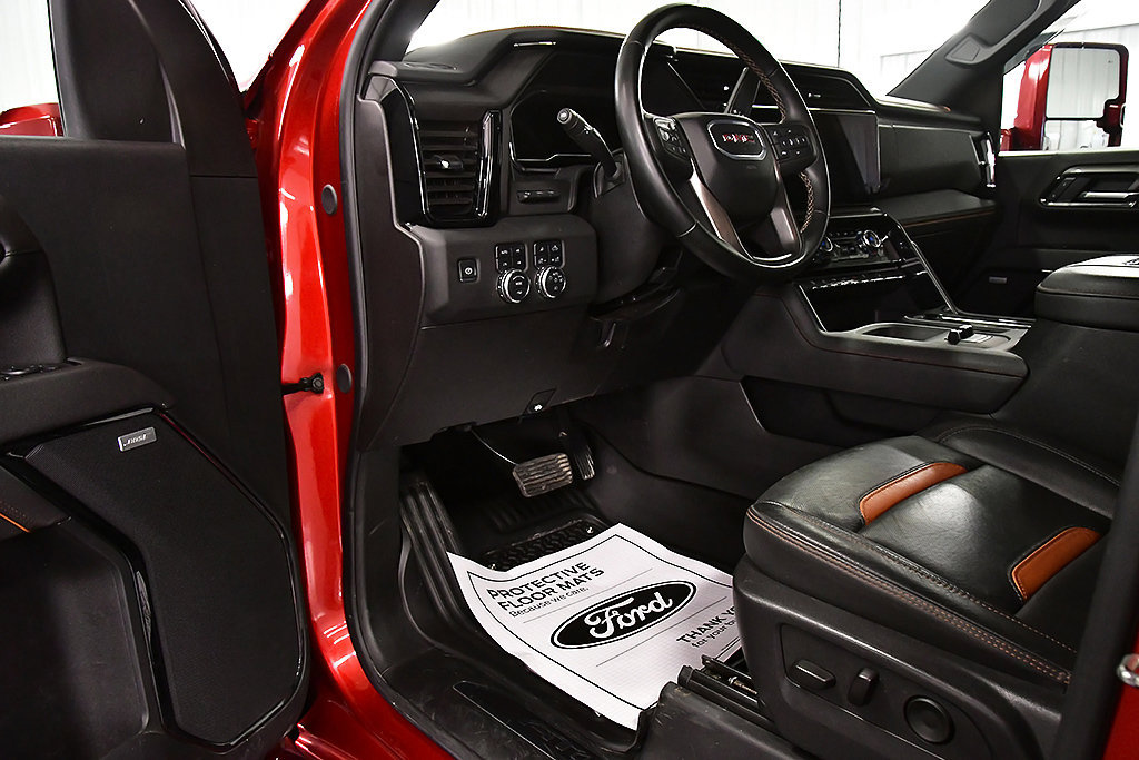 Used 2025 GMC Sierra 2500 AT4 w/ AT4 Premium Plus Package AWD/4WD image 18