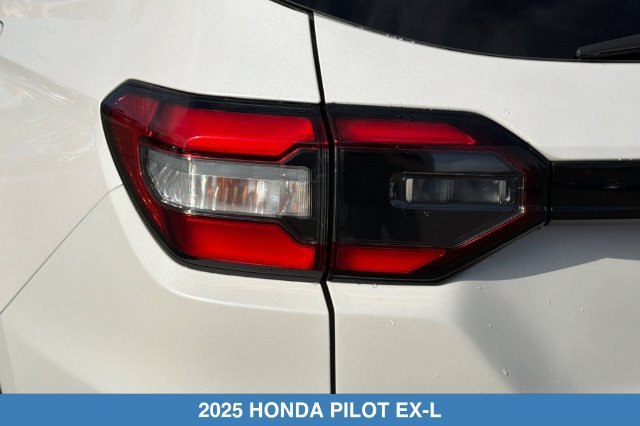 Certified 2025 Honda Pilot EX-L image 31