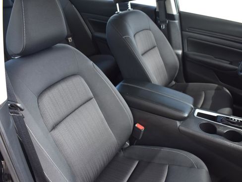 Used 2025 Nissan Altima 2.5 S image 53