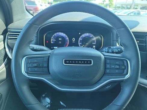 Used 2024 Jeep Wagoneer L Series II RWD image 24