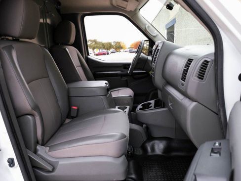 Used 2019 Nissan NV 2500 SV w/ Navigation Package image 27