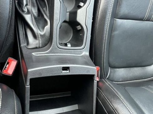 Used 2020 Ford Ranger Lariat w/ Equipment Group 501A Mid image 17