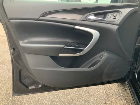 Used 2016 Buick Regal Sport Touring image 14