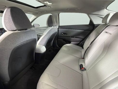 Used 2022 Hyundai Elantra Limited w/ Cargo Package FWD image 29