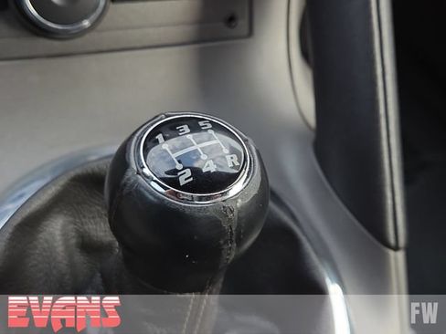 Used 2007 Pontiac Solstice Convertible w/ Premium Package RWD image 11