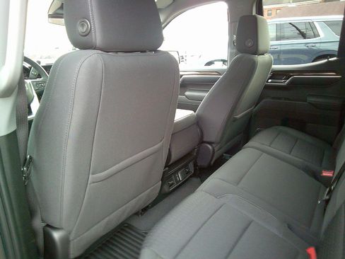 Used 2023 GMC Sierra 1500 Elevation image 9