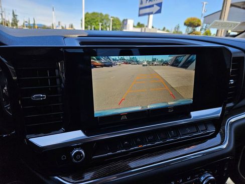 Used 2023 GMC Sierra 1500 Elevation image 29