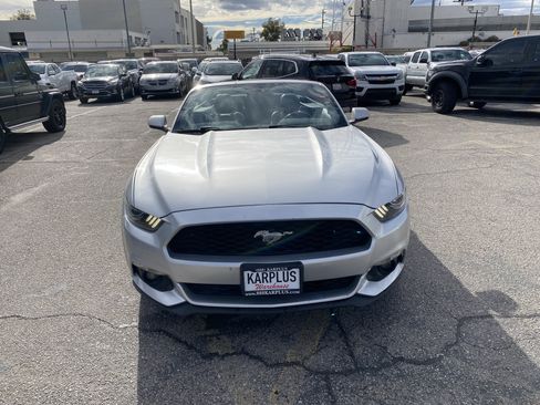 Used 2017 Ford Mustang Premium image 3