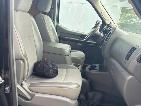 Used 2021 Nissan NV 2500 SV RWD image 11