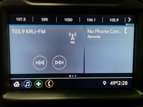 Used 2020 Chevrolet Silverado 1500 RST image 40