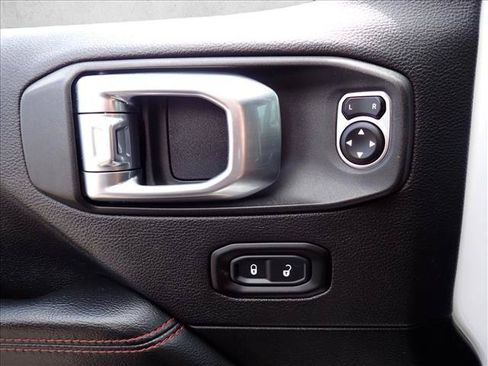 Used 2020 Jeep Wrangler Unlimited Rubicon AWD/4WD image 13