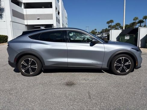 Certified 2022 Ford Mustang Mach-E Select w/ Comfort/Technology Package image 2