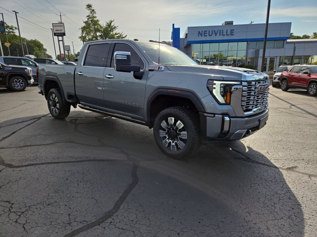 Certified 2024 GMC Sierra 3500 Denali w/ Denali Reserve Package AWD/4WD image 2