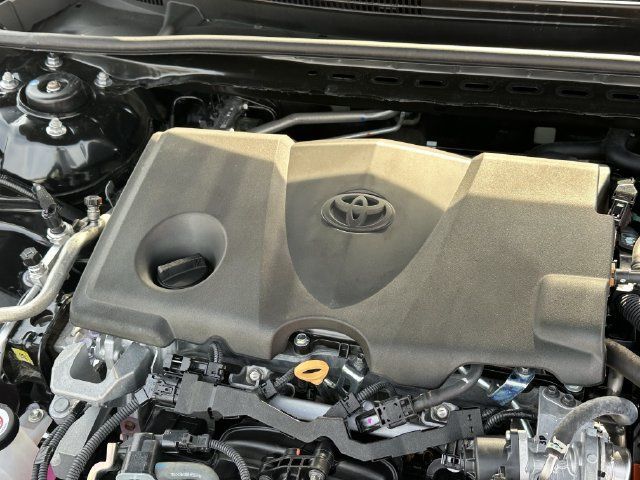 Used 2025 Toyota Camry SE w/ Convenience Package FWD image 34