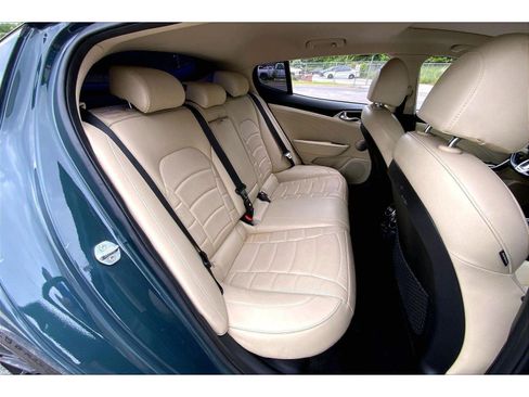 Used 2023 Kia Stinger GT2 AWD/4WD image 26