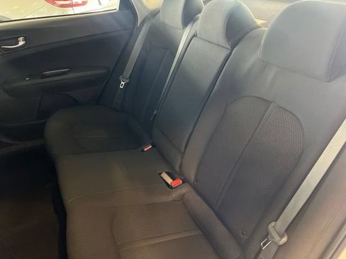 Used 2020 Kia Optima LX FWD image 6
