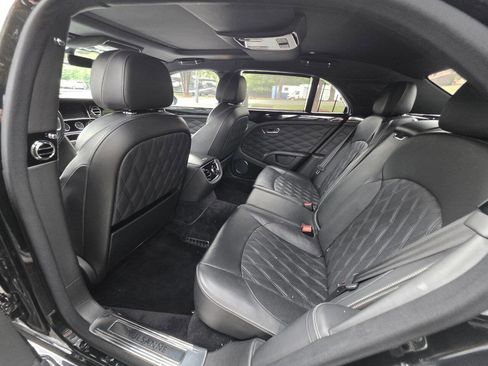 Used 2017 Bentley Mulsanne RWD image 88