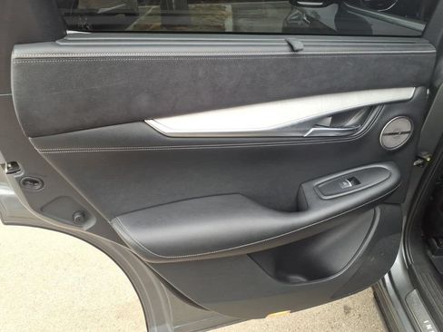 Used 2019 INFINITI QX50 Essential w/ Sensory Package FWD image 13
