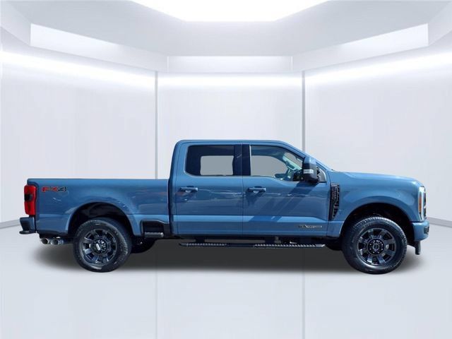 Used 2023 Ford F250 Lariat w/ Sport Appearance Package AWD/4WD image 4