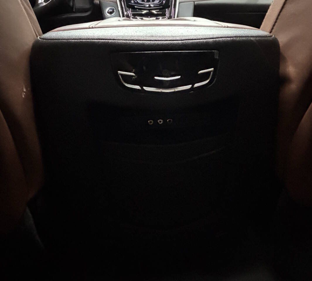 Used 2016 Cadillac Escalade Premium AWD/4WD image 32