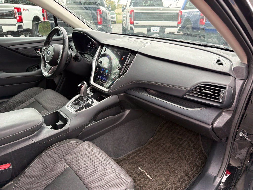 Used 2023 Subaru Outback Premium AWD/4WD image 16